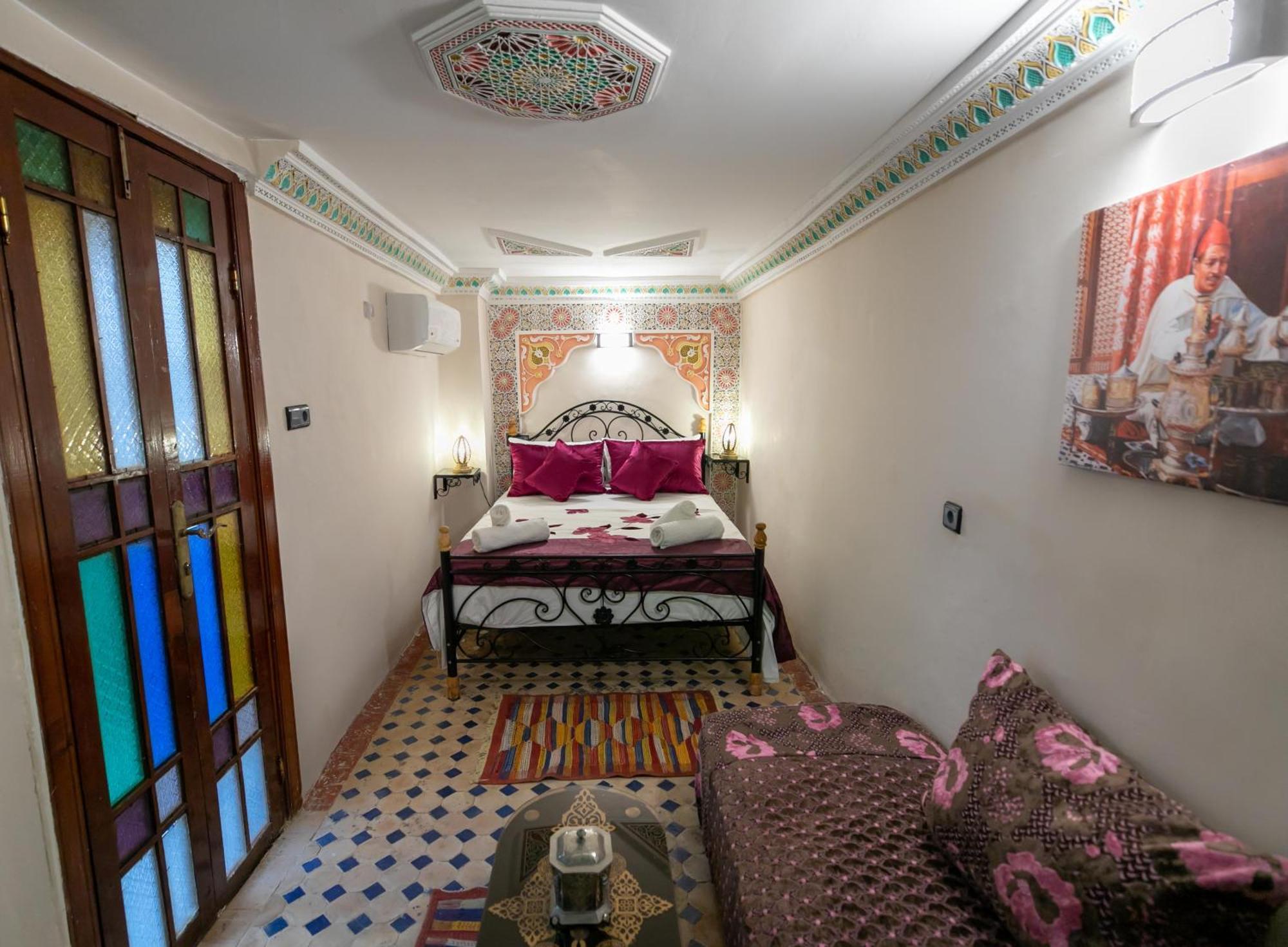 Riad Tarab เฟส ภายนอก รูปภาพ