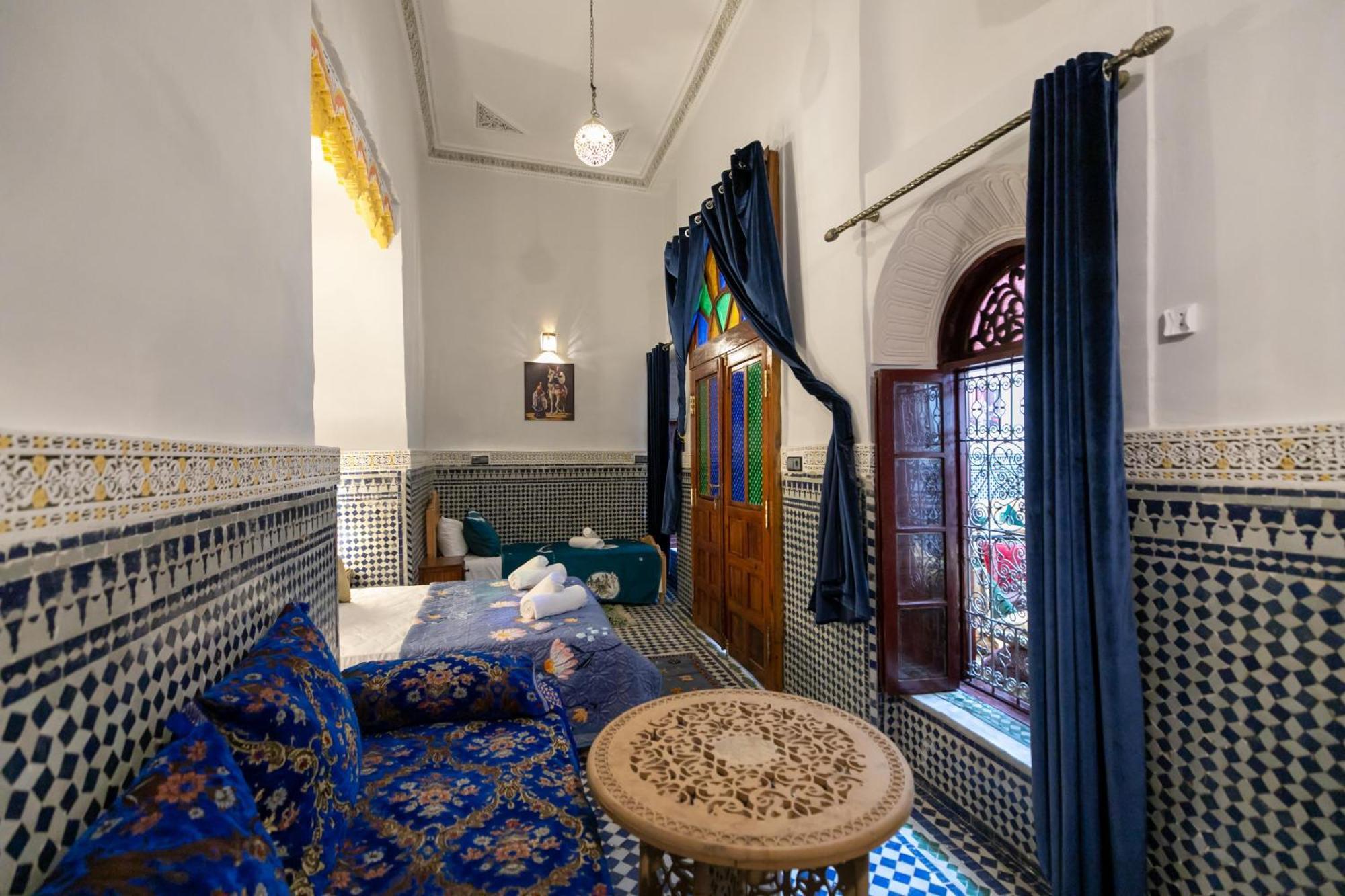 Riad Tarab เฟส ภายนอก รูปภาพ